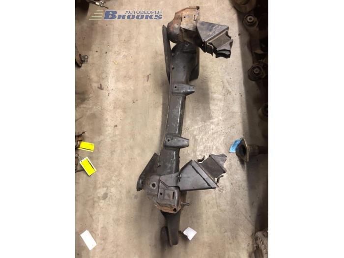 Gebrauchte Unterrahmen Mercedes Sprinter 3t (903) 308D Preis € 25,00 Margenregelung angeboten von Autobedrijf Brooks