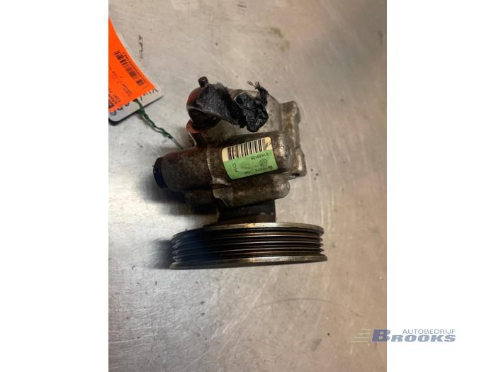 Usagé Pompe de direction Fiat Fiorino (225) 1.3 JTD 16V Multijet Prix € 20,00 Règlement à la marge proposé par Autobedrijf Brooks