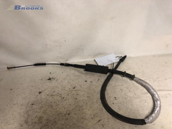 Usagé Câble frein à main Lancia Lybra 1.8 16V VVT Prix € 10,00 Règlement à la marge proposé par Autobedrijf Brooks