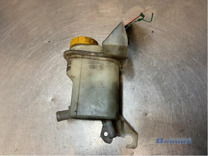 Begagnade Styrservotank Fiat Fiorino (225) 1.3 JTD 16V Multijet Pris € 20,00 Marginaltabell erbjuds av Autobedrijf Brooks
