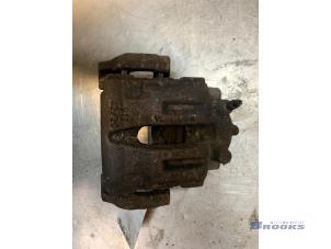 Used Rear brake calliper, right BMW 3 serie Touring (E91) 318d 16V Price on request offered by Autobedrijf Brooks