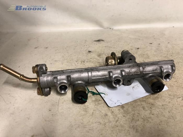 Usagé Système d'injection Daihatsu Cuore Prix € 10,00 Règlement à la marge proposé par Autobedrijf Brooks