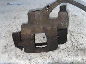 Used Front brake calliper, left Fiat Punto II (188) 1.2 60 S 3-Drs. Price € 10,00 Margin scheme offered by Autobedrijf Brooks