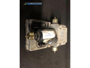 Used ABS pump Opel Vectra B (36) 1.6 Price € 25,00 Margin scheme offered by Autobedrijf Brooks