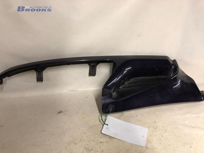 Begagnade Grill Renault Megane Scénic (JA) 1.6 RT Pris € 10,00 Marginaltabell erbjuds av Autobedrijf Brooks