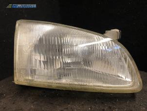 Used Headlight, right Toyota Starlet (EP9) 1.3,XLi,GLi 16V Price € 30,00 Margin scheme offered by Autobedrijf Brooks