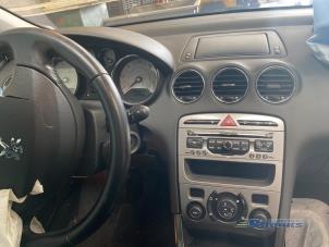Gebrauchte Radio CD Spieler Peugeot 308 SW (4E/H) 1.6 16V THP 155 Preis € 200,00 Margenregelung angeboten von Autobedrijf Brooks
