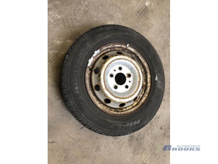 Set of wheels + tyres from a Fiat Ducato (230/231/232) 2.8 D 2001