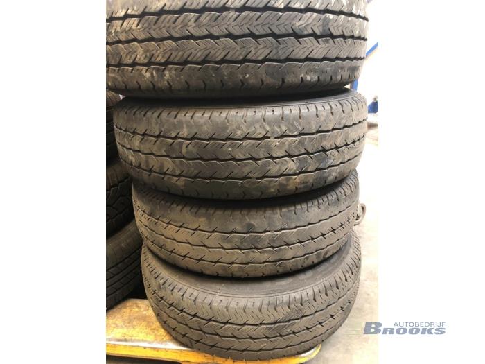 Set of wheels + tyres from a Fiat Ducato (230/231/232) 2.8 D 2001