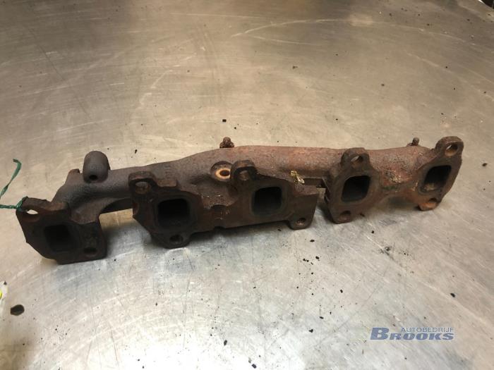 Gebrauchte Abgaskrümmer Opel Corsa C (F08/68) 1.3 CDTi 16V Preis € 30,00 Margenregelung angeboten von Autobedrijf Brooks