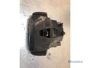 Used Front brake calliper, right Opel Zafira (M75) 1.8 16V Ecotec Price € 20,00 Margin scheme offered by Autobedrijf Brooks