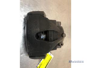 Used Front brake calliper, left Opel Zafira (M75) 1.8 16V Ecotec Price € 20,00 Margin scheme offered by Autobedrijf Brooks