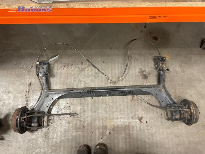 Gebrauchte Hinterachse Vorderradantrieb Ford KA Preis € 25,00 Margenregelung angeboten von Autobedrijf Brooks