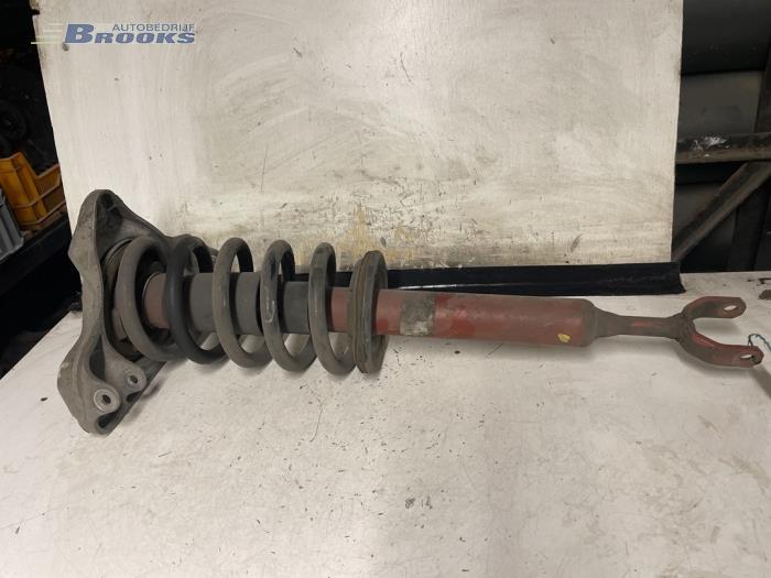 Front shock absorber rod, right from a Volkswagen Passat 2003