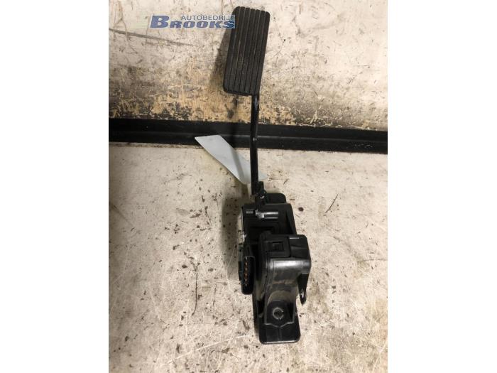 Begagnade Gaspedalsensor Mitsubishi L-200 Pris € 75,00 Marginaltabell erbjuds av Autobedrijf Brooks