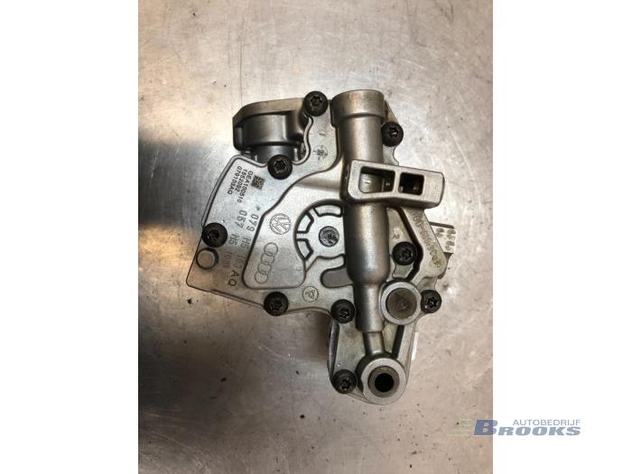 Gebrauchte Ölpumpe Audi RS 5 (8F7) 4.2 V8 32V Preis € 200,00 Margenregelung angeboten von Autobedrijf Brooks