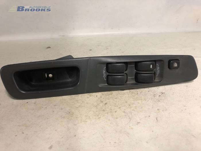 Usados Interruptor combinado de ventanillas Mitsubishi Galant Precio € 20,00 Norma de margen ofrecido por Autobedrijf Brooks