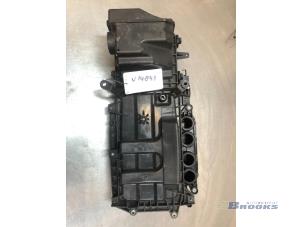 Used Air box Nissan Note (E11) 1.4 16V Price € 50,00 Margin scheme offered by Autobedrijf Brooks