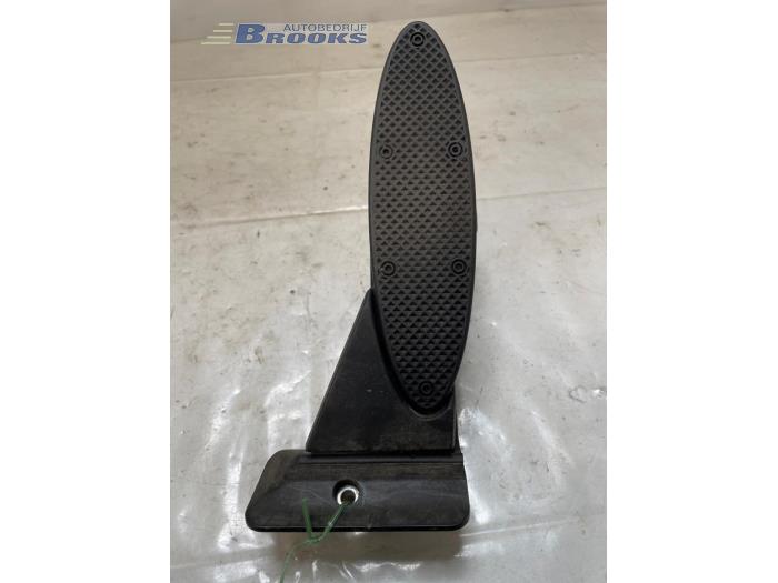 Używane Pedal gazu Mini Mini (R56) 1.6 16V Cooper Cena € 40,00 Procedura marży oferowane przez Autobedrijf Brooks