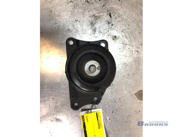 Usagé Support moteur Volkswagen Polo V (6R) 1.2 TDI 12V BlueMotion Prix € 20,00 Règlement à la marge proposé par Autobedrijf Brooks