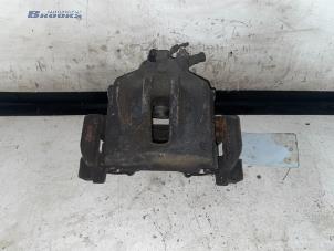 Used Front brake calliper, left Alfa Romeo 166 2.0 Twin Spark 16V Price € 15,00 Margin scheme offered by Autobedrijf Brooks