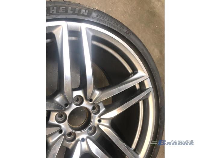 Felge + Reifen van een Mercedes-Benz E Estate (S213) E-63 AMG S 4.0 V8 Turbo 4-Matic+ 2019