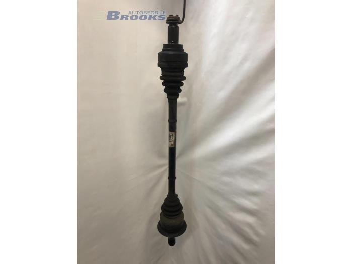 Drive shaft, rear right from a BMW 3 serie (F30) 320d 2.0 16V EfficientDynamicsEdition 2013