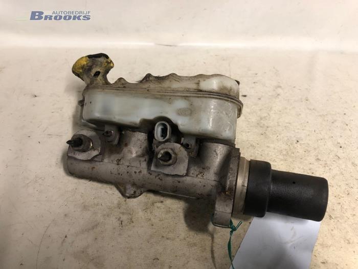 Używane Pompa hamulcowa Dodge Ram Van 2.5 CRD Cena € 25,00 Procedura marży oferowane przez Autobedrijf Brooks
