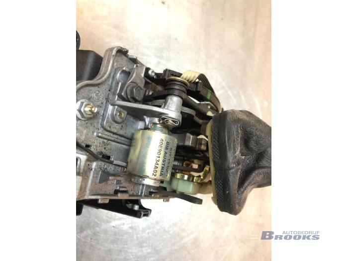Automatic gear selector from a Land Rover Range Rover III (LM) 4.4 V8 32V 2003