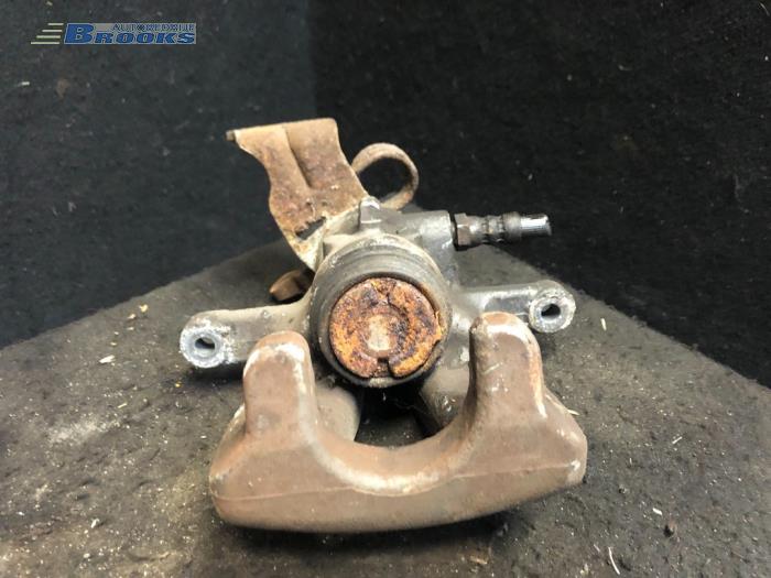 Rear brake calliper, left from a Alfa Romeo 159 Sportwagon (939BX) 2.2 JTS 16V 2007