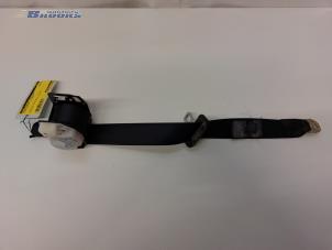 Used Rear seatbelt, left Toyota Corolla (E12) 1.6 16V VVT-i Price € 30,00 Margin scheme offered by Autobedrijf Brooks
