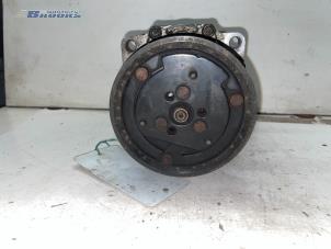 Used Air conditioning pump Renault Megane Scénic (JA) 1.6 RT Price € 15,00 Margin scheme offered by Autobedrijf Brooks