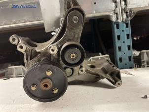 Used Power steering pump Renault Megane Break Price € 15,00 Margin scheme offered by Autobedrijf Brooks