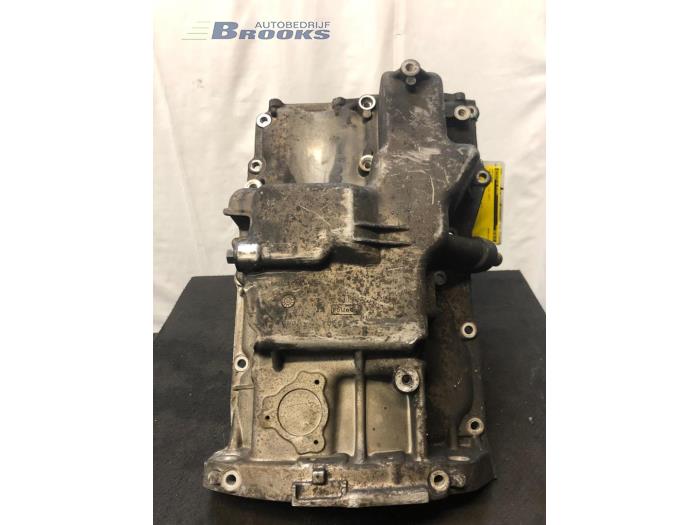 Usagé Couvercle carter Ford Focus 2 2.0 16V Prix € 35,00 Règlement à la marge proposé par Autobedrijf Brooks