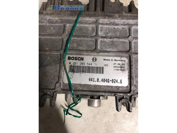 Engine management computer from a Skoda Felicia II (6U1) 1.3 1996