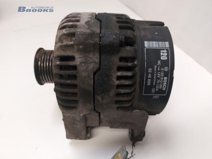 Begagnade Dynamo Saab 9-3 I (YS3D) 2.2 TiD Kat. Pris € 30,00 Marginaltabell erbjuds av Autobedrijf Brooks