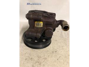 Used Power steering pump Ford Ka I 1.3i Price € 15,00 Margin scheme offered by Autobedrijf Brooks