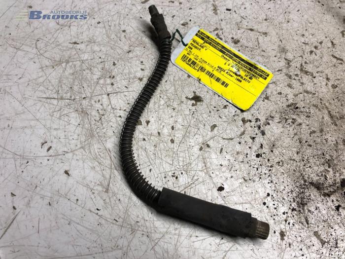 Front brake hose from a Peugeot 206 (2A/C/H/J/S) 1.4 XR,XS,XT,Gentry 1999