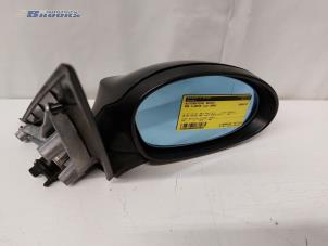 Used Wing mirror, right BMW 1 serie (E87/87N) 116i 1.6 16V Price € 25,00 Margin scheme offered by Autobedrijf Brooks