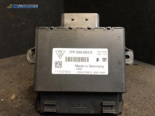Used Voltage stabiliser Porsche Panamera (970) 3.0 D V6 24V Price € 80,00 Margin scheme offered by Autobedrijf Brooks