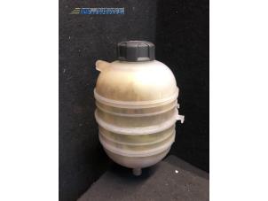 Used Expansion vessel Peugeot 206+ (2L/M) 1.4 XS Price € 10,00 Margin scheme offered by Autobedrijf Brooks