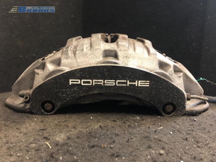 Zacisk hamulcowy prawy przód z Porsche Panamera (970) 3.0 D V6 24V 2014