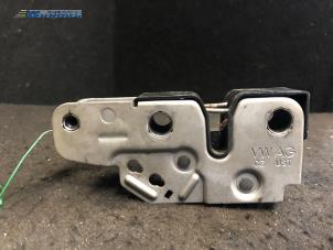 Used Bonnet lock mechanism Porsche Panamera (970) 3.0 D V6 24V Price € 30,00 Margin scheme offered by Autobedrijf Brooks