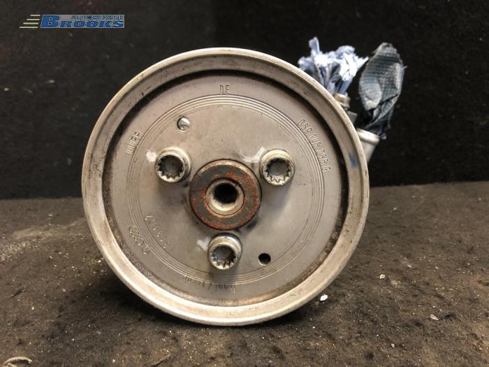 Usagé Pompe de direction Porsche Panamera (970) 3.0 D V6 24V Prix € 150,00 Règlement à la marge proposé par Autobedrijf Brooks