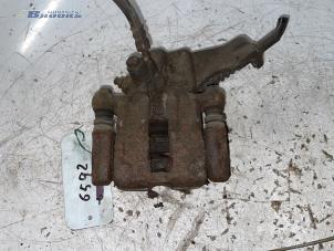 Used Rear brake calliper, right Nissan Micra (K11) 1.3 LX,SLX 16V Price € 15,00 Margin scheme offered by Autobedrijf Brooks