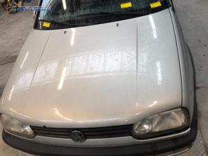 Usagé Capot Volkswagen Golf III Cabrio (1E) 1.8,Avantgarde Prix € 50,00 Règlement à la marge proposé par Autobedrijf Brooks