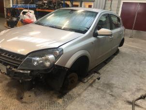 Used Knuckle, front left Opel Astra H (L48) 1.8 16V Price € 30,00 Margin scheme offered by Autobedrijf Brooks
