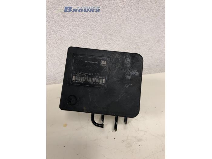 Begagnade ABS-pump Opel Astra H (L48) 1.8 16V Pris € 99,00 Marginaltabell erbjuds av Autobedrijf Brooks