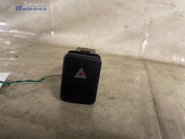 Panic lighting switch from a MG ZR 1.4 16V 105 2002
