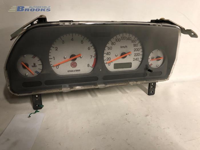 Cuentakilómetros de un MG ZR 1.4 16V 105 2002